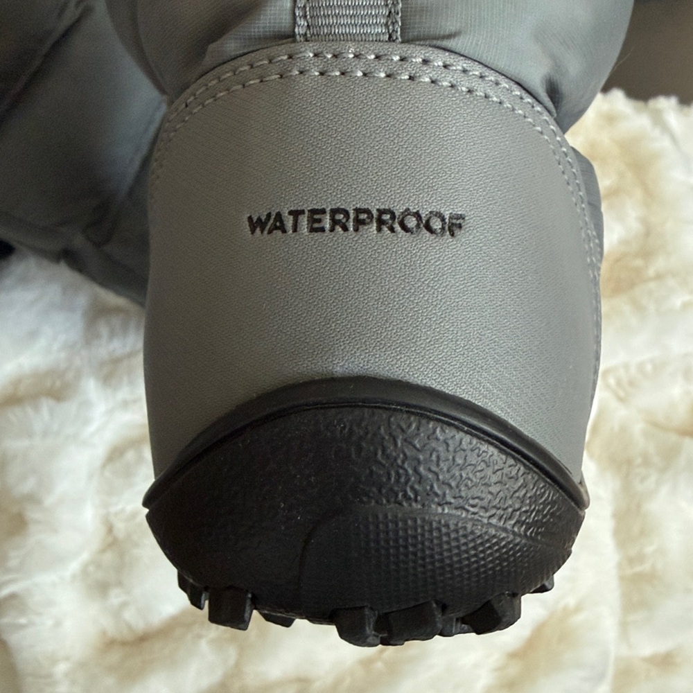 Columbia Gray Waterproof Winter Boots size 10.5 - Picture 6 of 6